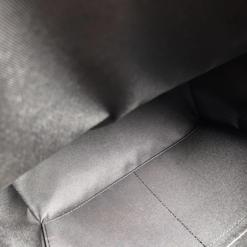 Louis Vuitton Backpack Discovery Backpack Black Calfskin Small 29 × 20 × 38 cm — detail view 9 of 11