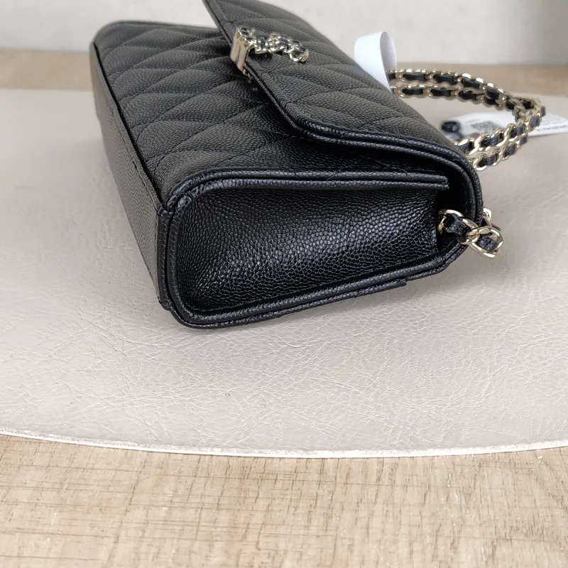 Chanel Crossbody Bag kelly Black Grained Calfskin One Size18 × 4.5 × 10 cm — detail view 7 of 15