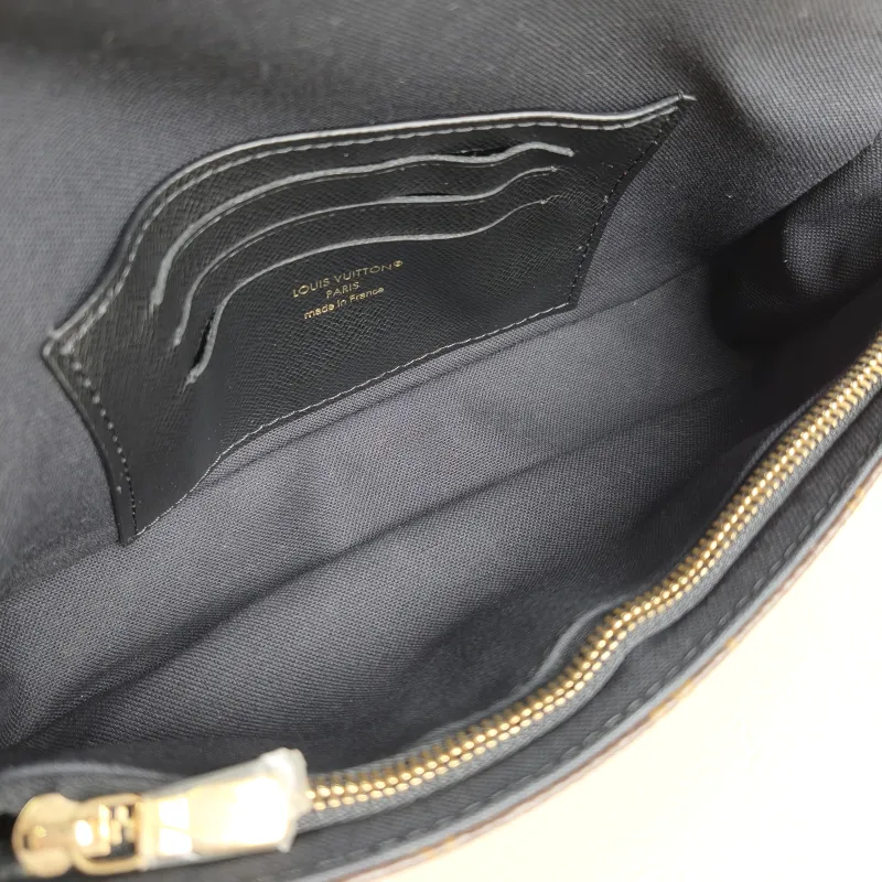 Louis Vuitton Crossbody Bag IVY Monogram PVC Small23.5 × 4.3 × 12 cm — detail view 7 of 11