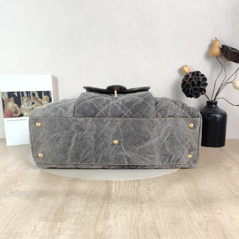 Chanel Crossbody Bag Bowling Bag Grey One Size 43 × 15 × 27 cm — cover view 4 of 5
