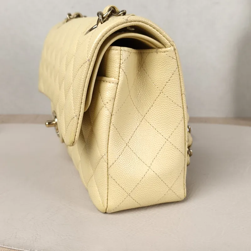 Chanel Crossbody Bag Classic Flap CF Yellow Grained Calfskin Small 23 × 6 × 14.5 cm — detail view 6 of 13