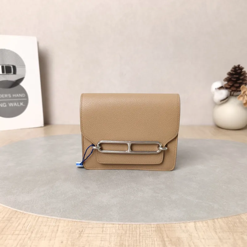 Hermès Wallet Roulis Slim Belt Bag Wallet Taupe Evercolor Calfskin One Size12.7 × 3 × 10.7 cm