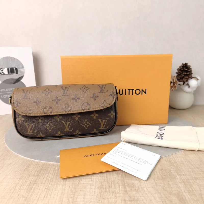 Louis Vuitton Bag — cover view 5 of 6