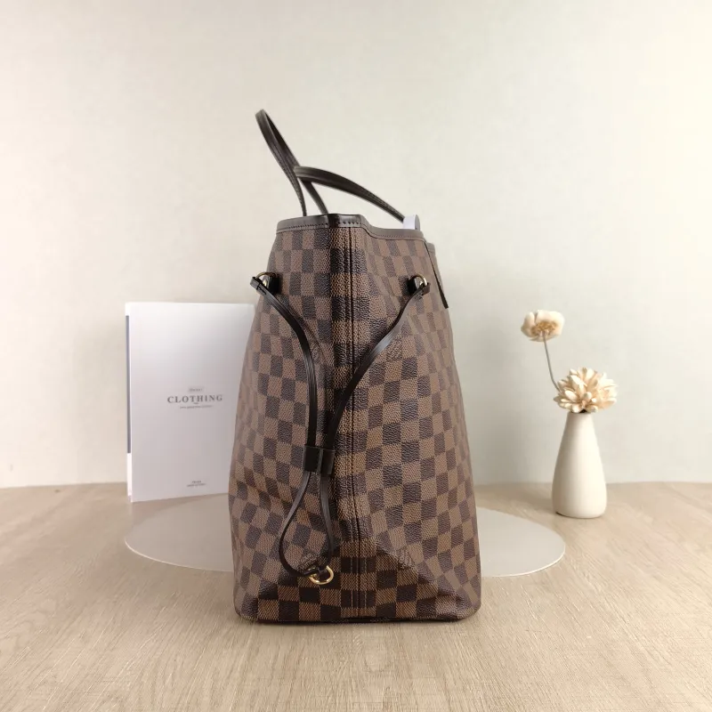 Louis Vuitton Shoulder Bag Neverfull Damier Ebene PVC Large 39 × 19 × 32 cm — detail view 9 of 10