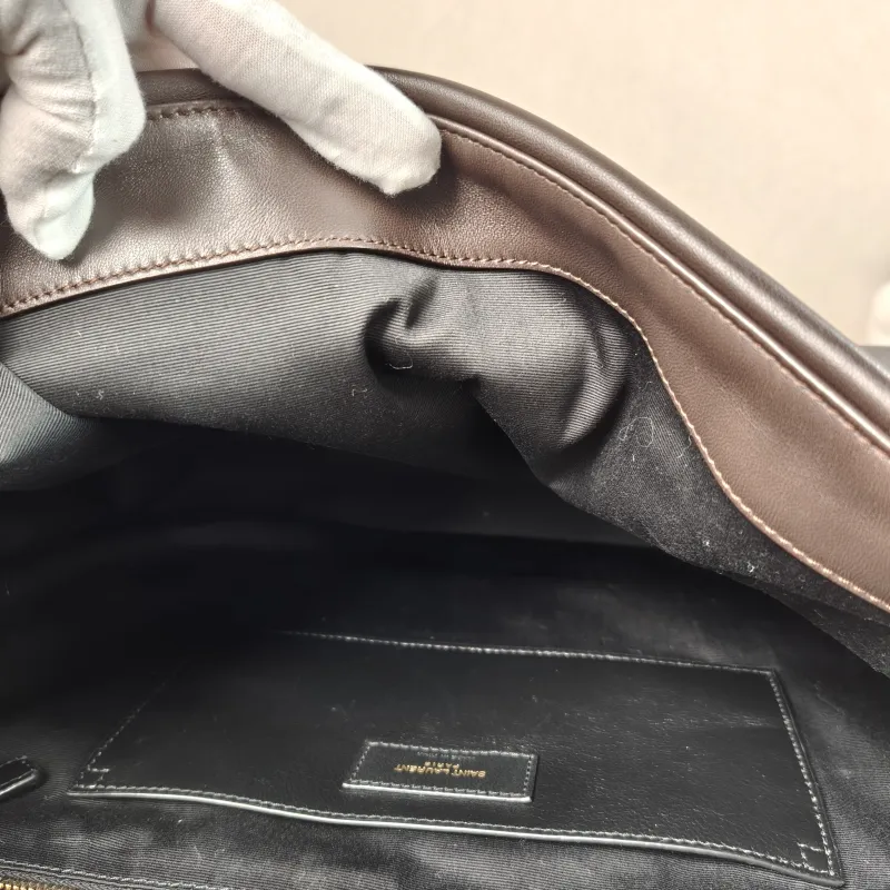 SAINT LAURENT Crossbody Bag Jamie 4.3 Chain Bag SL ambskin Large 43 × 9 × 29 cm — detail view 13 of 14