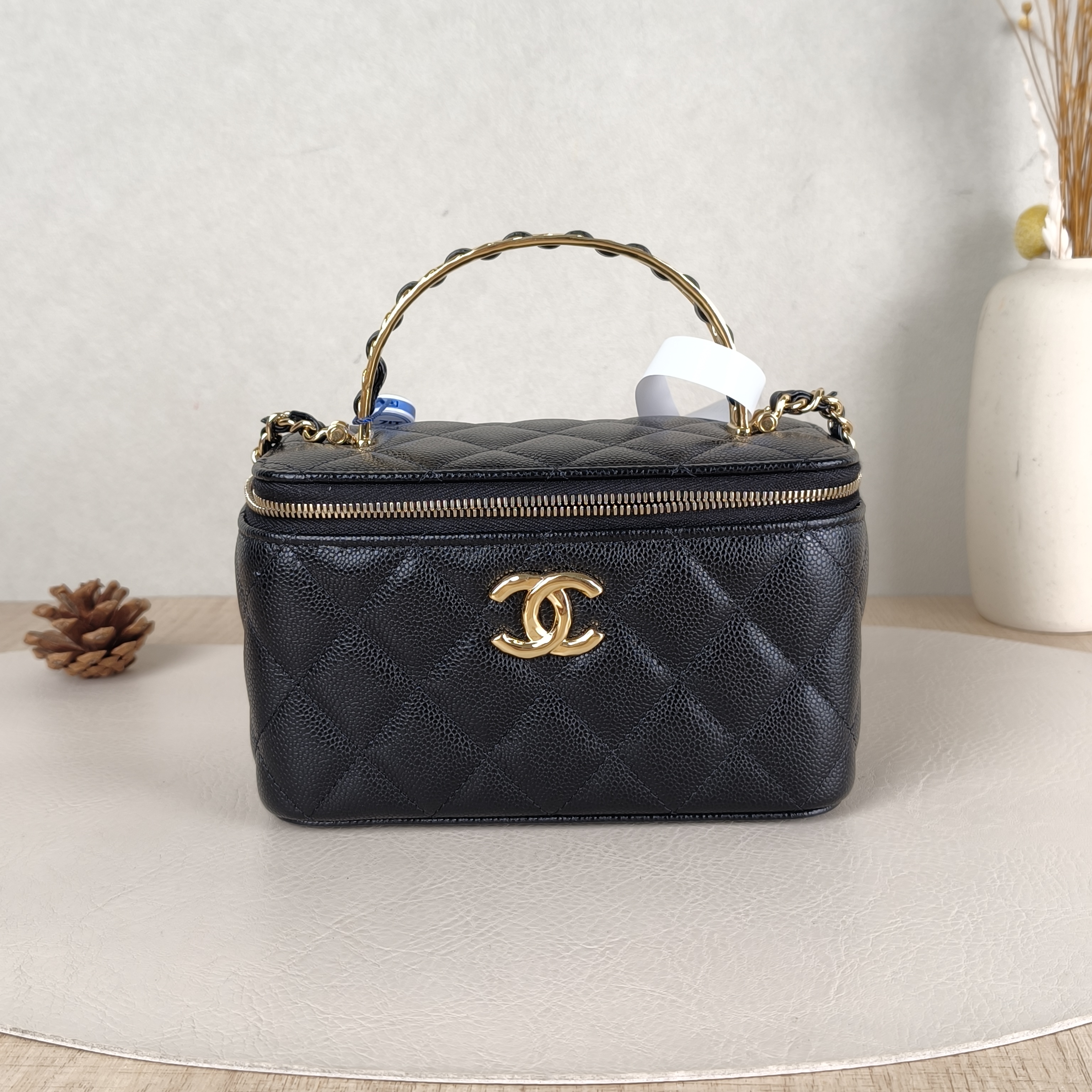 Chanel Crossbody Bag Edition Woven Black Calfskinmini16 × 8 × 9.5 cm
