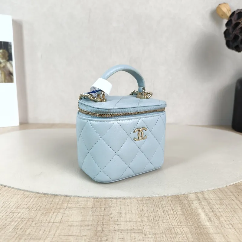 Chanel Crossbody Bag Edition Blue Lambskin One Size10 × 7 × 9 cm — cover view 5 of 5