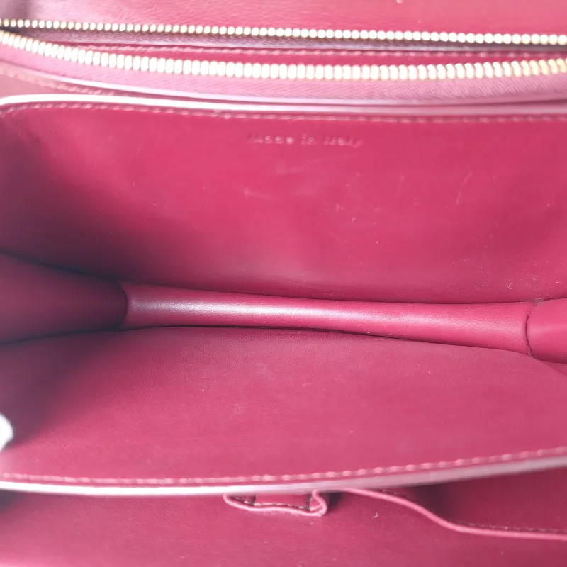 CELINE Crossbody Bag Classic Box Red Calfskin Medium24 × 7 × 18 cm Conditioned — detail view 1 of 11