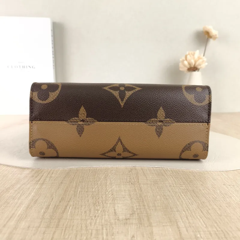 Louis Vuitton Shoulder Bag Onthego Monogram PVC Small 25 × 11.5 × 19 cm — cover view 3 of 5