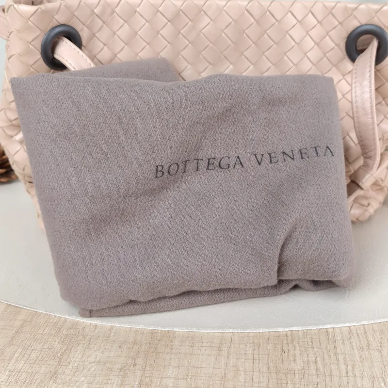 Bottega Veneta Top Handle Bag Woven Top Handle Bag Pink Lambskin One Size 24 × 11 × 20 cm — detail view 6 of 10