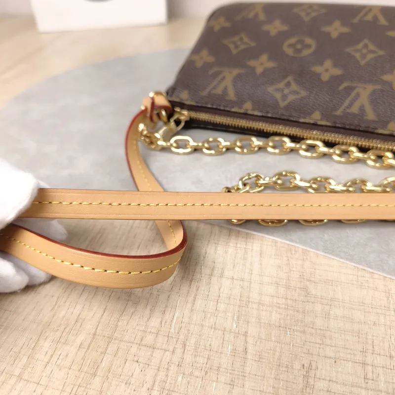 Louis Vuitton Shoulder Bag Pochette Accessoires Monogram PVC Large 23 × 4 × 13.5 cm — detail view 5 of 11