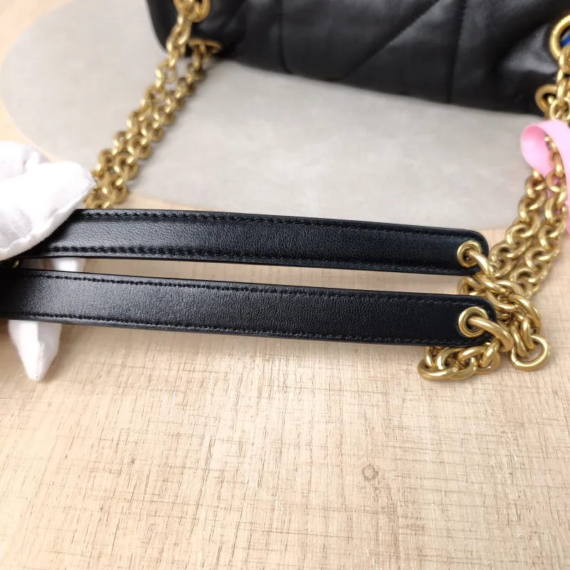 SAINT LAURENT Crossbody Bag Jamie 4.3 Chain Bag Black SL ambskin Medium 29 × 9.5 × 21 cm — detail view 12 of 13