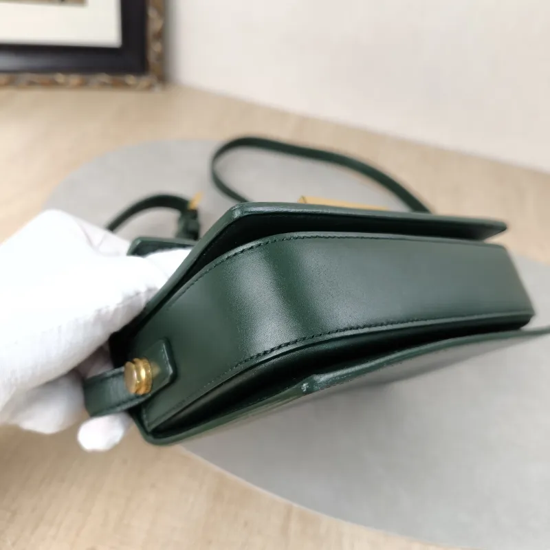 SAINT LAURENT Shoulder Bag Shoulder Bag Green Calfskin16.5 × 5 × 8.5 cm — detail view 5 of 17