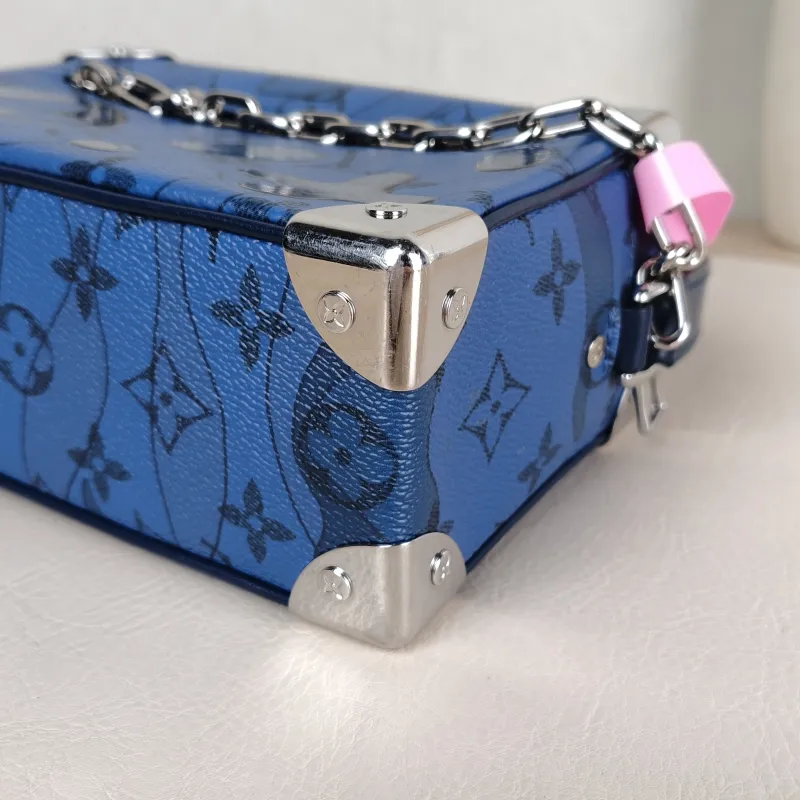Louis Vuitton Crossbody Bag SOFT TRUNK Box Navy PVC Mini 18.5 × 8 × 13 cm — detail view 3 of 11
