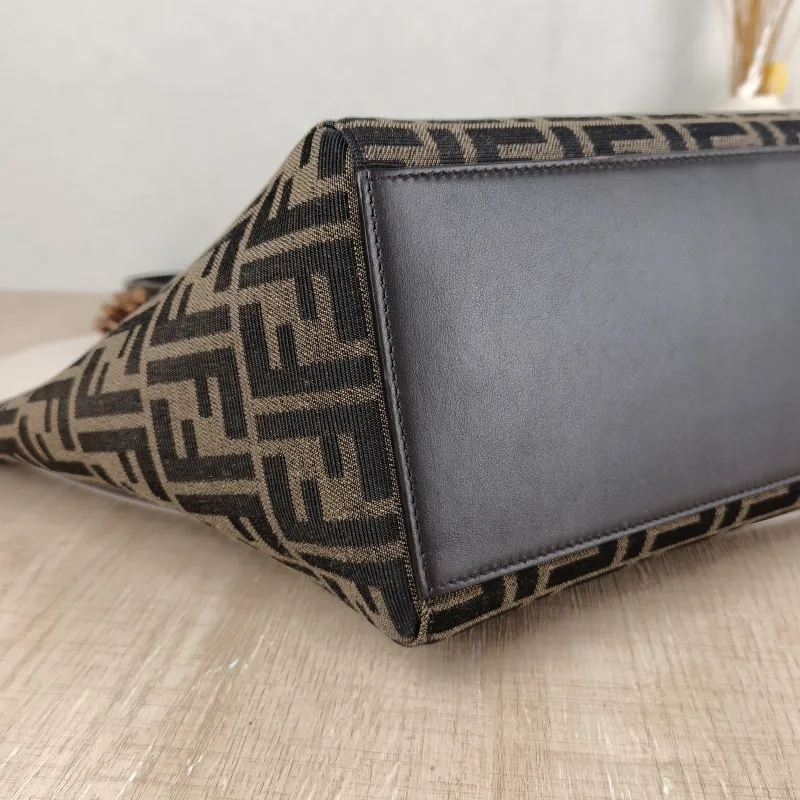 FENDI Crossbody Bag origami Monogram Calfskin Medium 27 × 16.5 × 27 cm — detail view 9 of 9