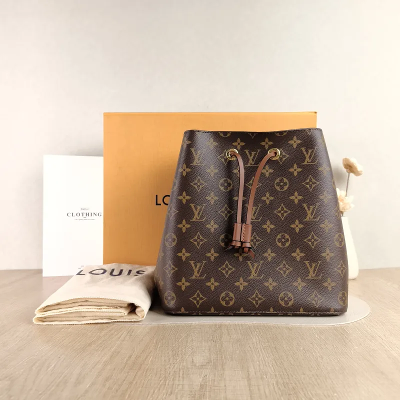 Louis Vuitton Shoulder Bag NÉONOÉ Bucket Bag Caramel PVC Medium 26 × 17.5 × 26 cm — cover view 4 of 6