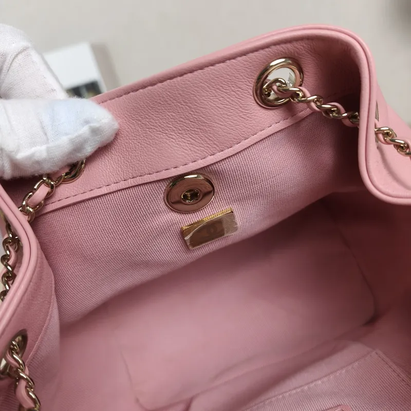Chanel Backpack Duma Pink Calfskin Small18 × 12 × 18.5 cm — detail view 6 of 13