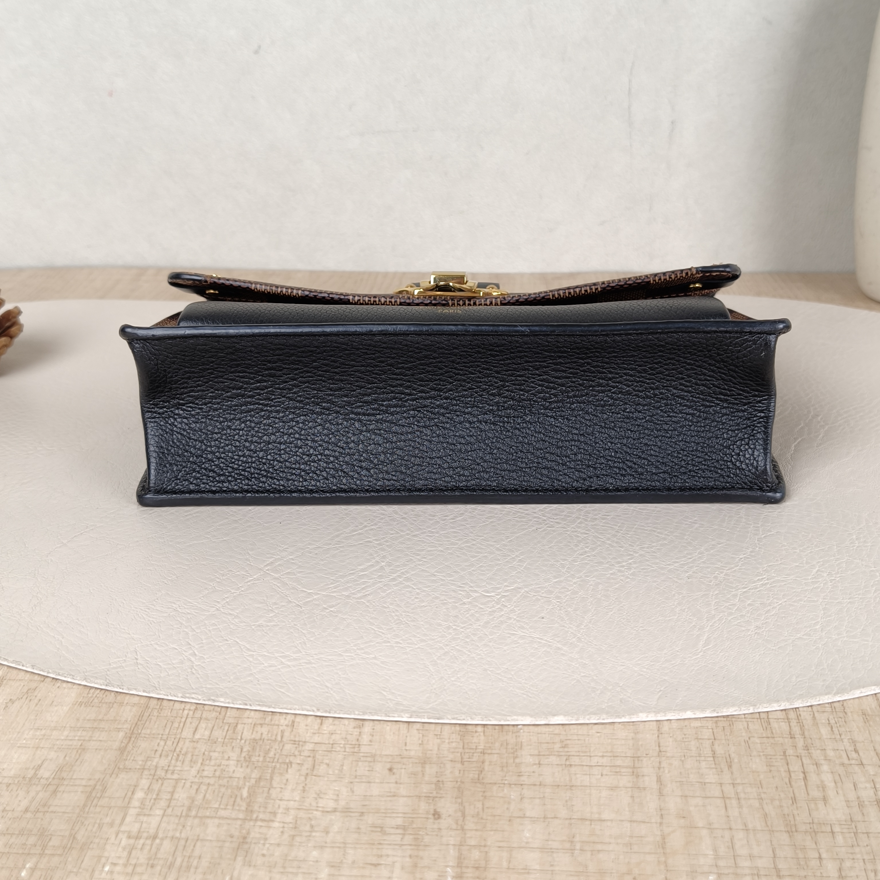 Louis Vuitton Crossbody Bag VAVIN woc Brown PV Cmini19 × 4 × 12.5 cm — cover view 4 of 5