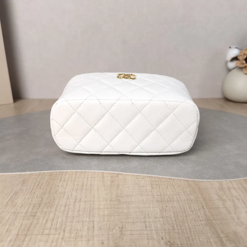 Chanel Crossbody Bag Crossbody Bag White Gold-Tone Hardware Grained Calfskin One Size 21.5 × 7.5 × 19 cm — cover view 3 of 6
