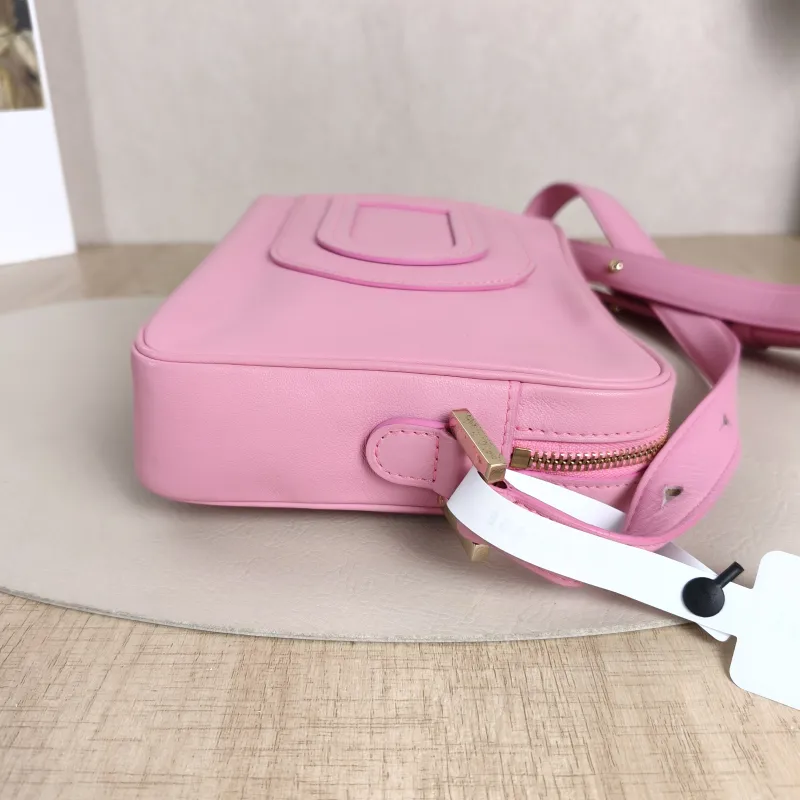 DELVAUX Crossbody Bag Crossbody Bag Pink Calfskin One Size22 × 4.5 × 15 cm — detail view 6 of 11