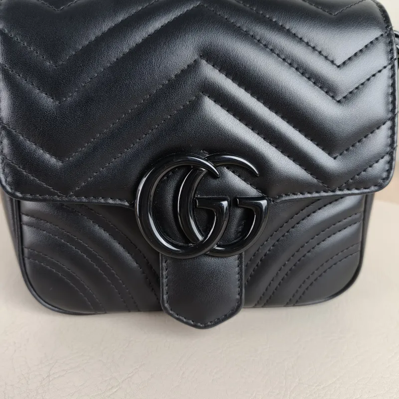 GUCCI Crossbody Bag GG Marmont Marmont Black Calfskin Mini 18 × 8 × 15 cm — detail view 6 of 10