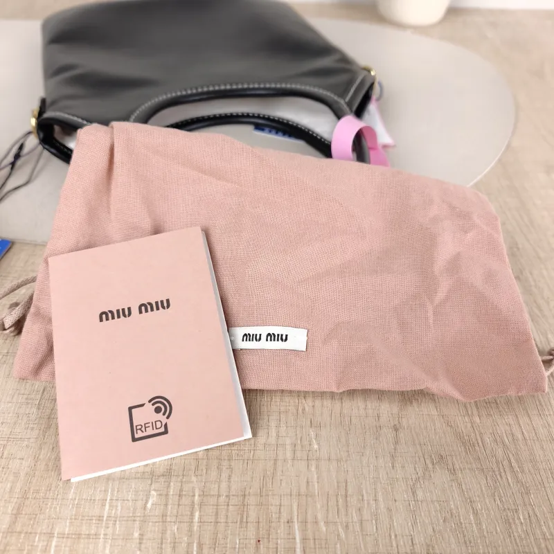 Miumiu Shoulder Bag IVY Tote Shopping Tote Black CC alfskin Mini 20*24 — detail view 9 of 11
