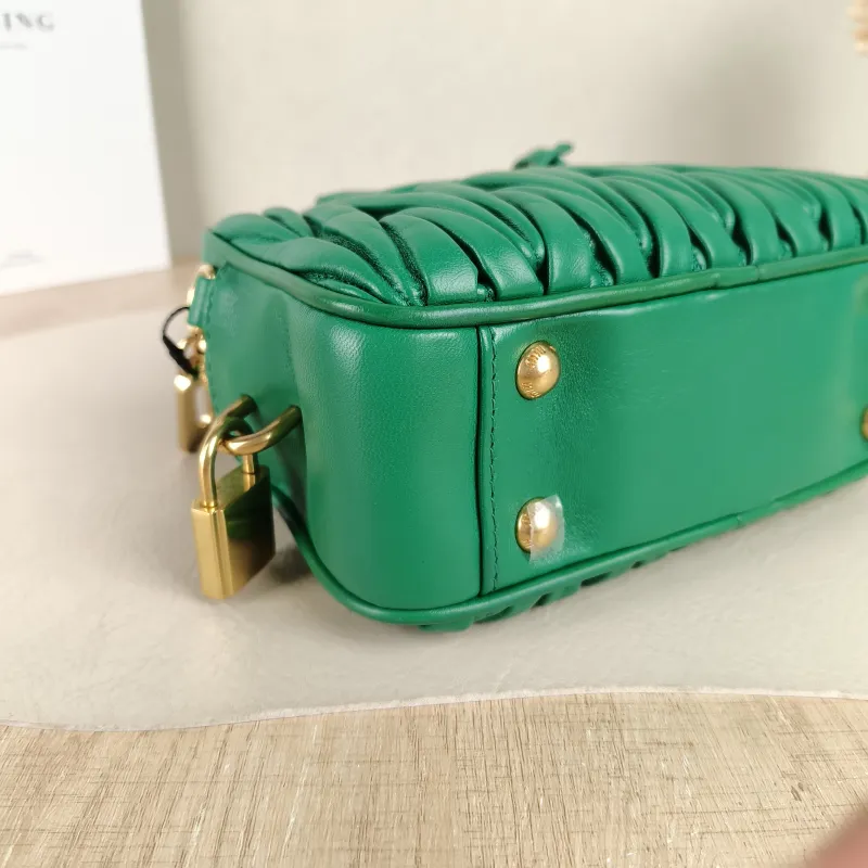 Miumiu Top Handle Bag Arcadie MatelasséCollection Edition Green Lambskin Small 19 × 6 × 13 cm — detail view 3 of 11