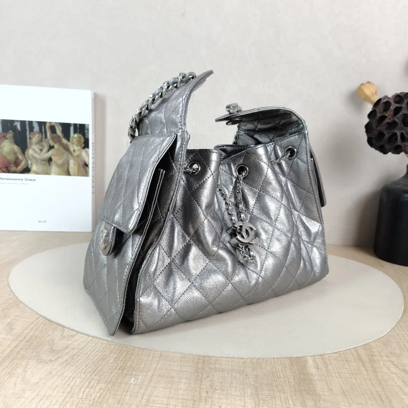 Chanel Shoulder Bag25Bag Silver Calfskin Small26 × 14 × 30 cm — cover view 4 of 6