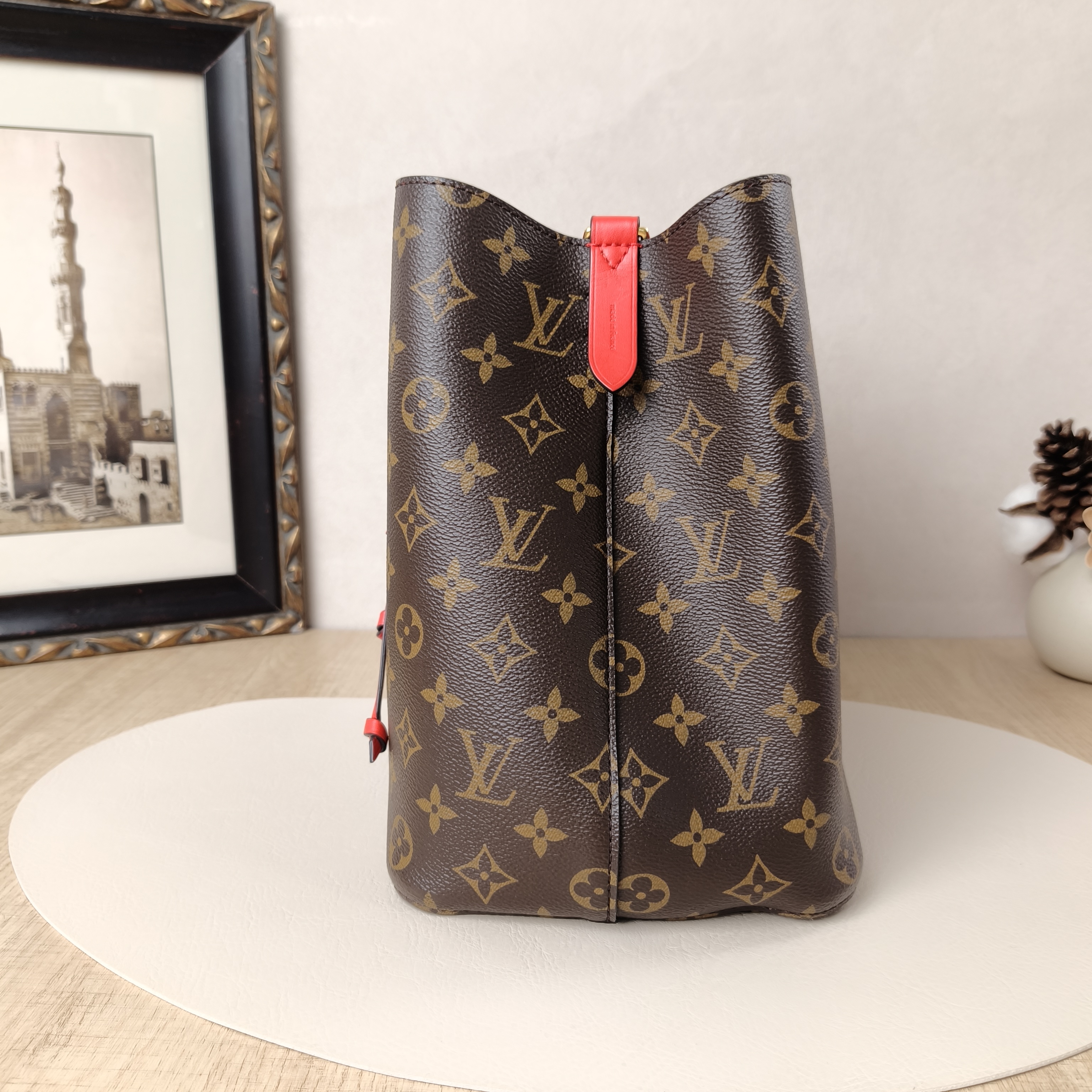 Louis Vuitton Shoulder Bag NÉONOÉ Bucket Bag PVC Medium26 × 17.5 × 26 cm — cover view 8 of 11