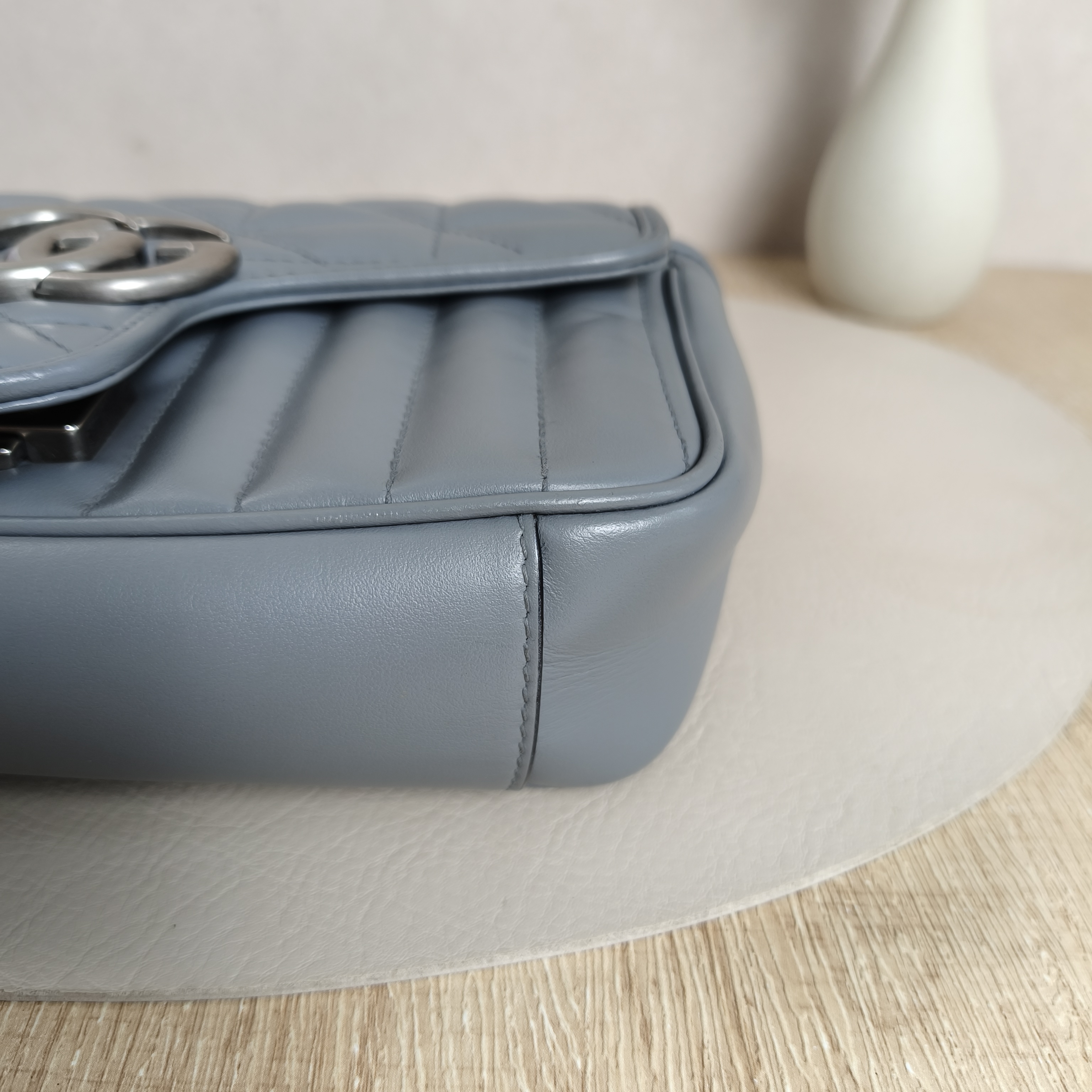 GUCCI Crossbody Bag GG Marmont Small Marmont 22Grey Calfskin Small22 × 6 × 13 cm — cover view 10 of 11