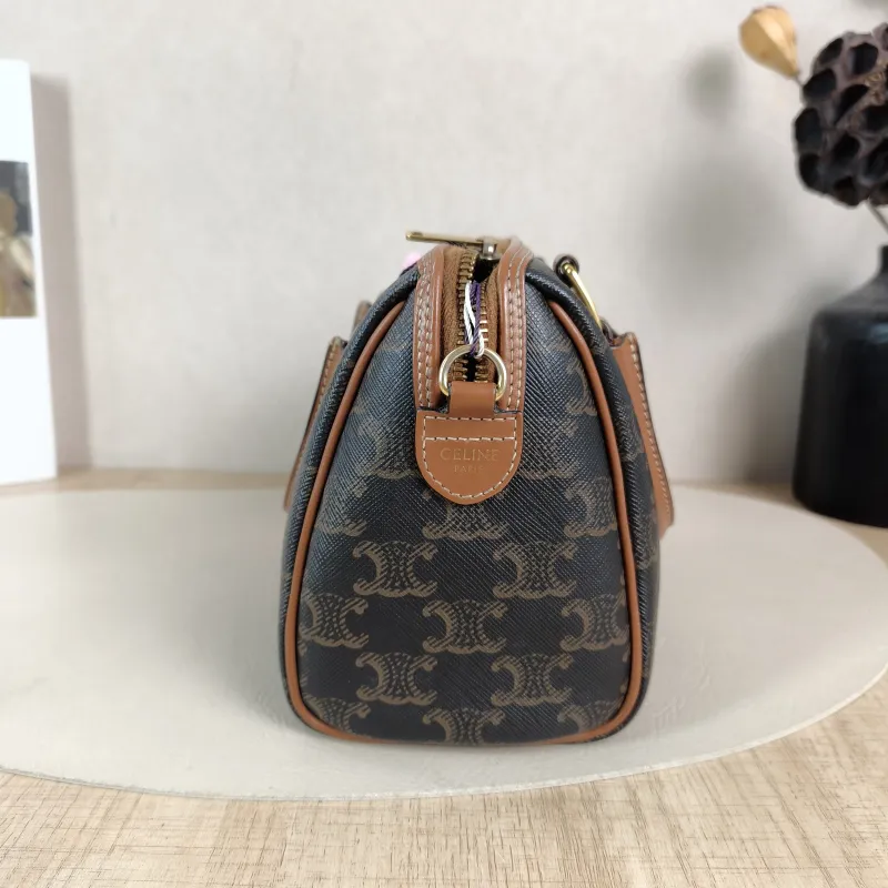 CELINE Crossbody Bag Monogram PVC Small20 × 10.5 × 15.5 cm — detail view 3 of 12