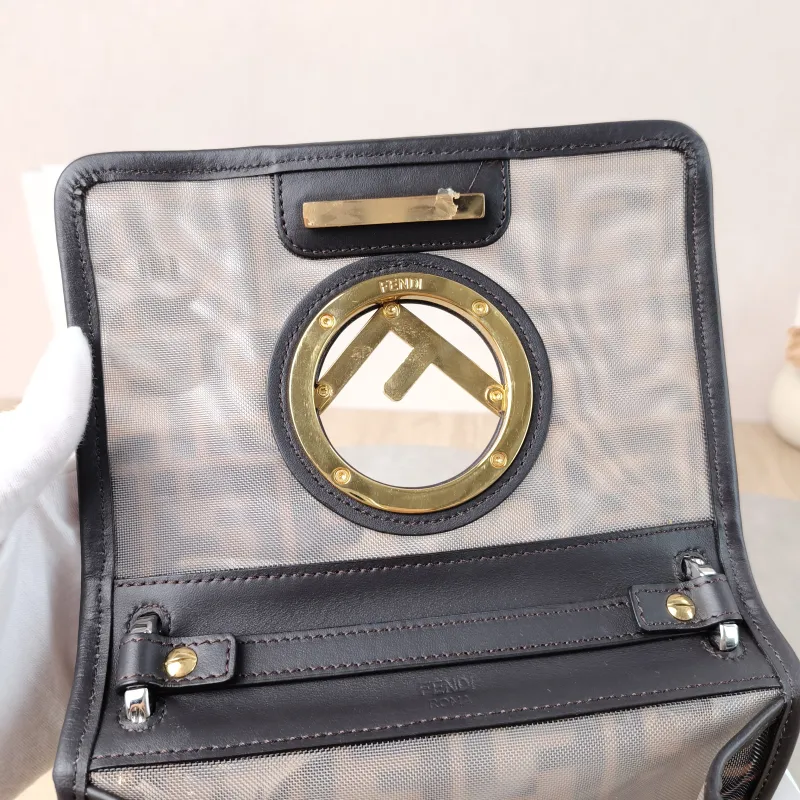 FENDI Shoulder Bag Kan IS houlder Bag Brown Calfskin One Size19 × 9 × 15.5 cm — detail view 9 of 13