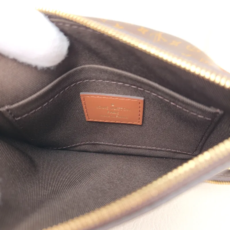 Louis Vuitton Crossbody Bag Loop Hobo Monogram PVC One Size 38 × 10 × 26 cm — detail view 8 of 14