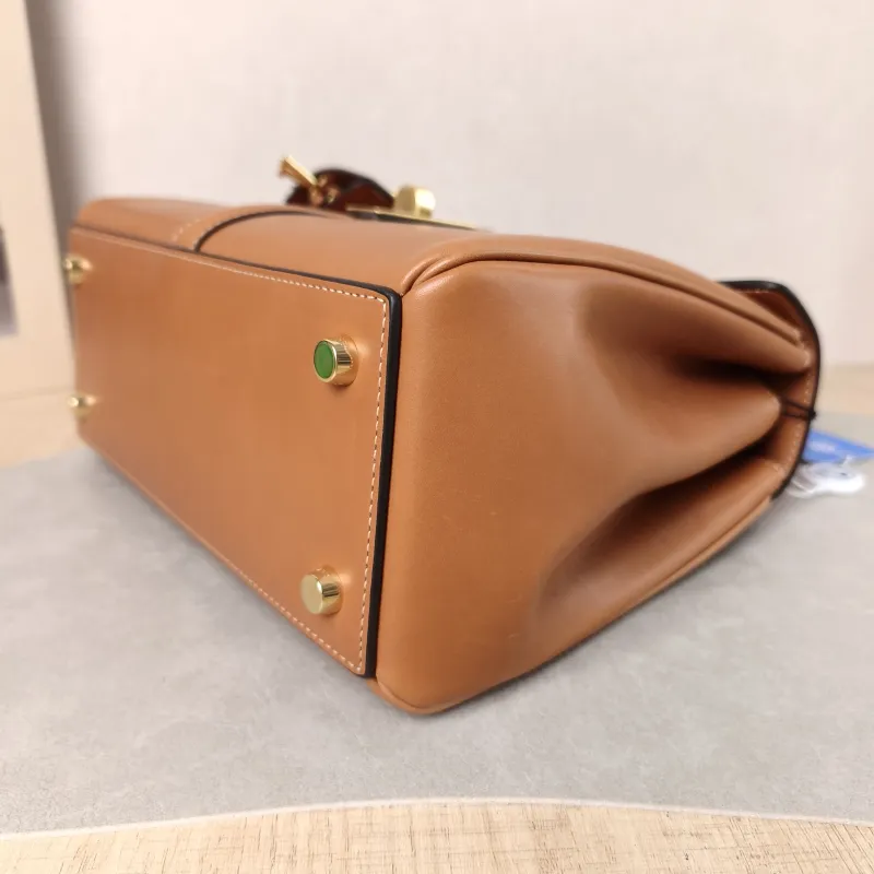CELINE Crossbody Bag 16 Edition Caramel Calfskin Small 23 × 10 × 18 cm — detail view 4 of 12