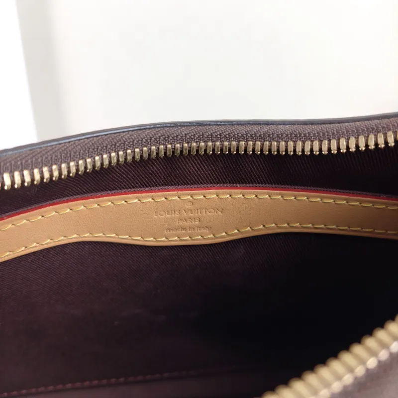 Louis Vuitton Crossbody Bag Boulogne PVC Small 26 × 9.5 × 16 cm — detail view 6 of 10
