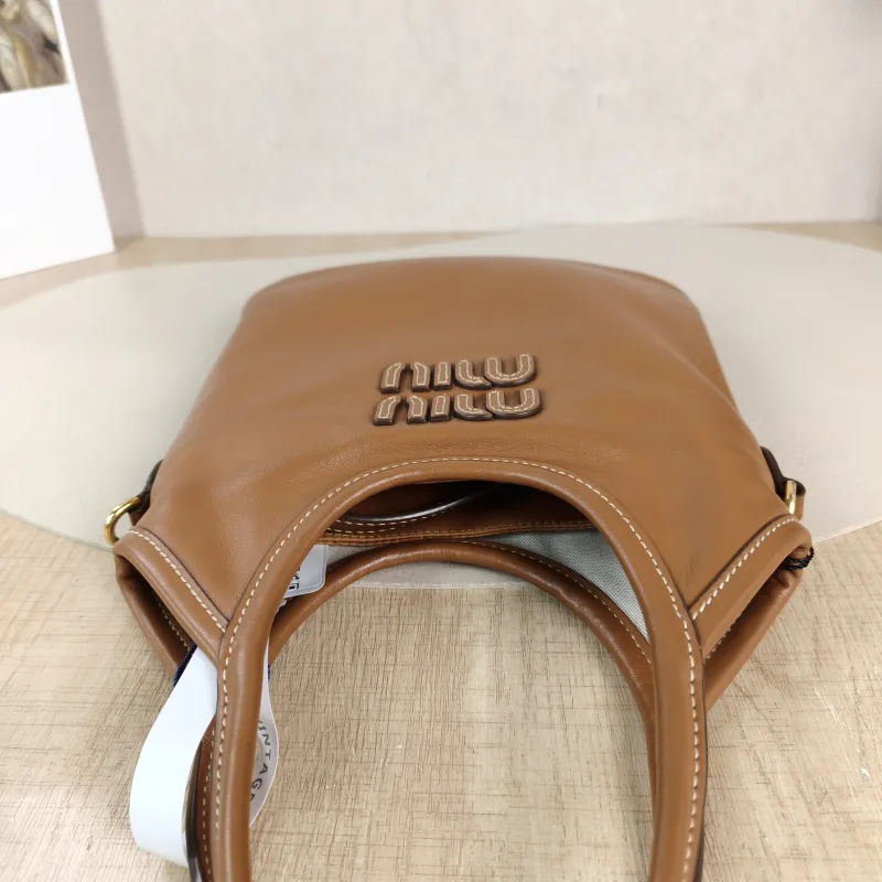 Miumiu Shoulder Bag IVY Tote Shopping Tote CC alfskin Mini 20*24 — detail view 4 of 11