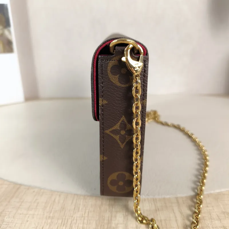Louis Vuitton Crossbody Bag Pochette Félicie Monogram PVC Small 21 × 3 × 12 cm — detail view 10 of 15