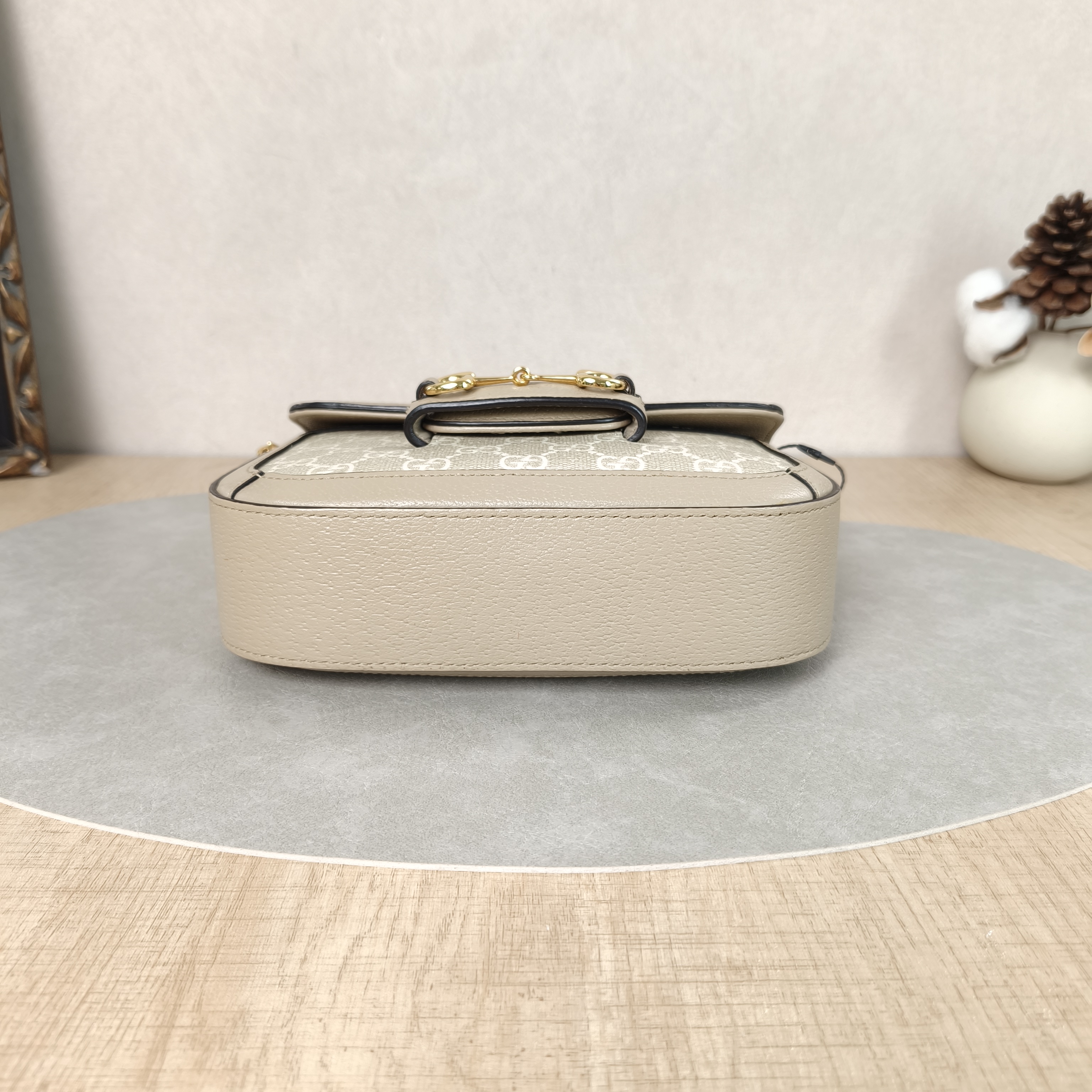 GUCCI Crossbody Bag Horsebit 1955 Horsebit Small White Monogram PVC Small20.5 × 5 × 14.5 cm — cover view 4 of 6