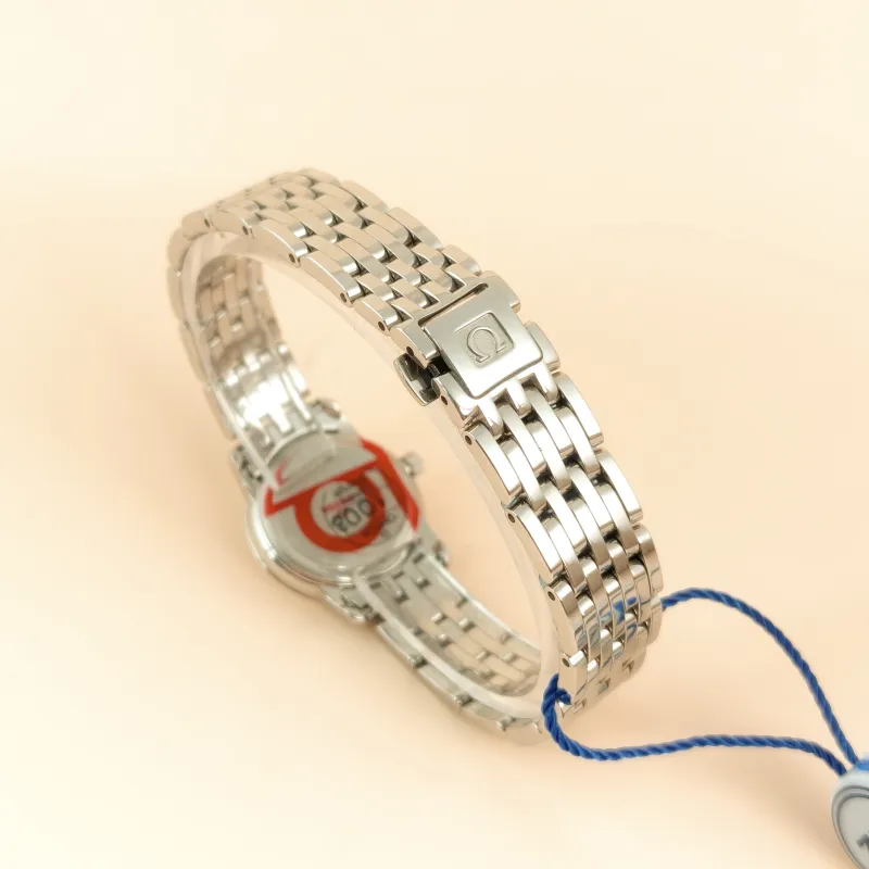 OMEGA Watch Collection Watch One Size 22 — cover view 4 of 8