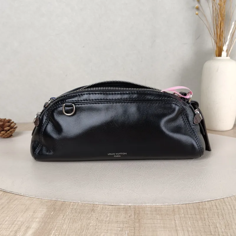 Louis Vuitton Shoulder Bag Pochette Vibe Black SL ambskin One Size 25 × 7.5 × 10 cm
