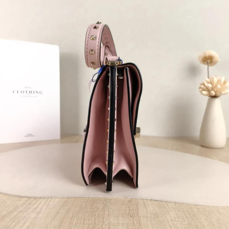 Valentino Shoulder Bag Shoulder Bag Pink Calfskin One Size 23 × 8 × 18 cm — detail view 3 of 12