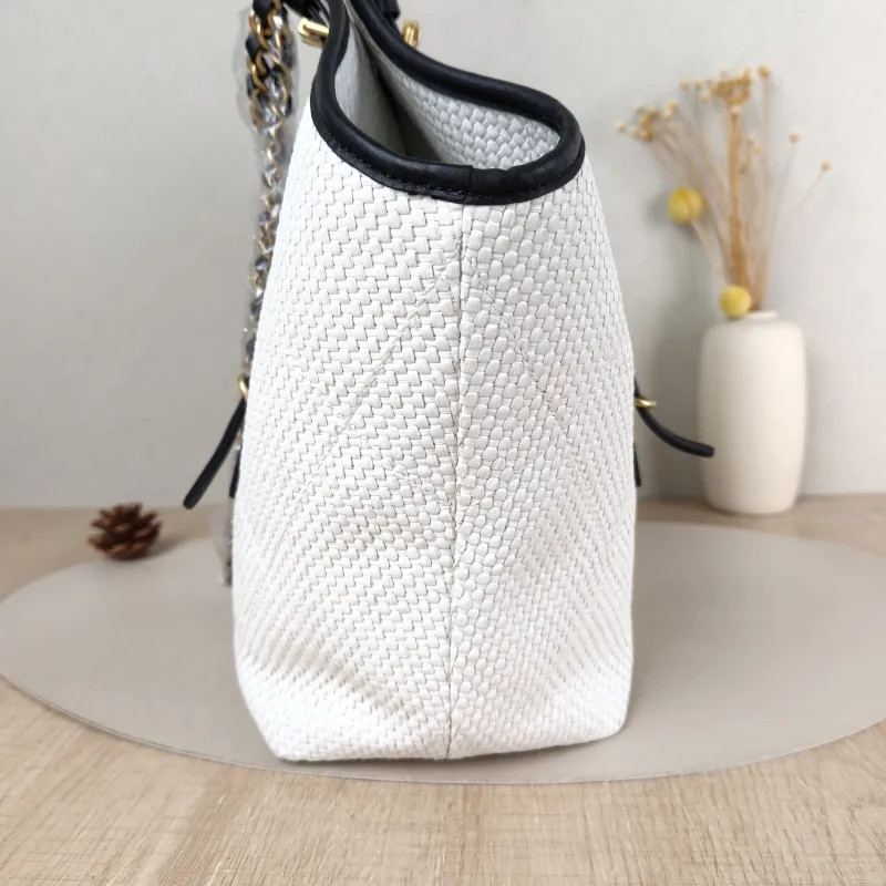 Chanel Shoulder Bag Tote Bag Woven One Size 30 × 13 × 31 cm — detail view 12 of 12