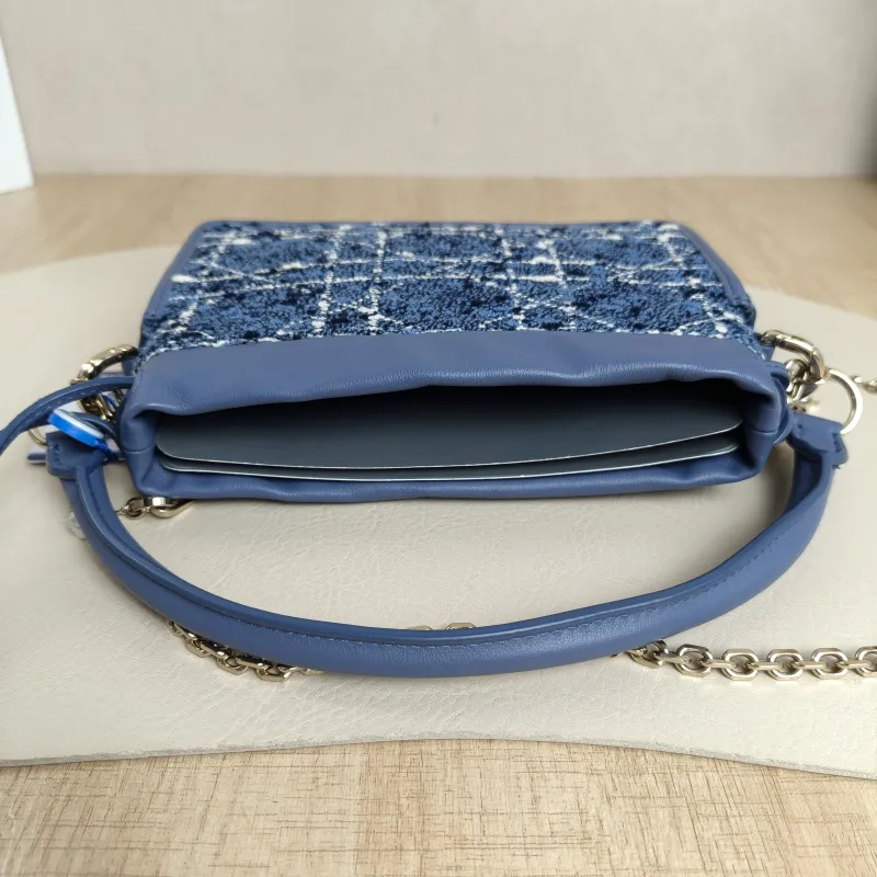 DIOR Shoulder Bag Shoulder Bag Blue Calfskin19 × 4 × 14 cm — detail view 12 of 12