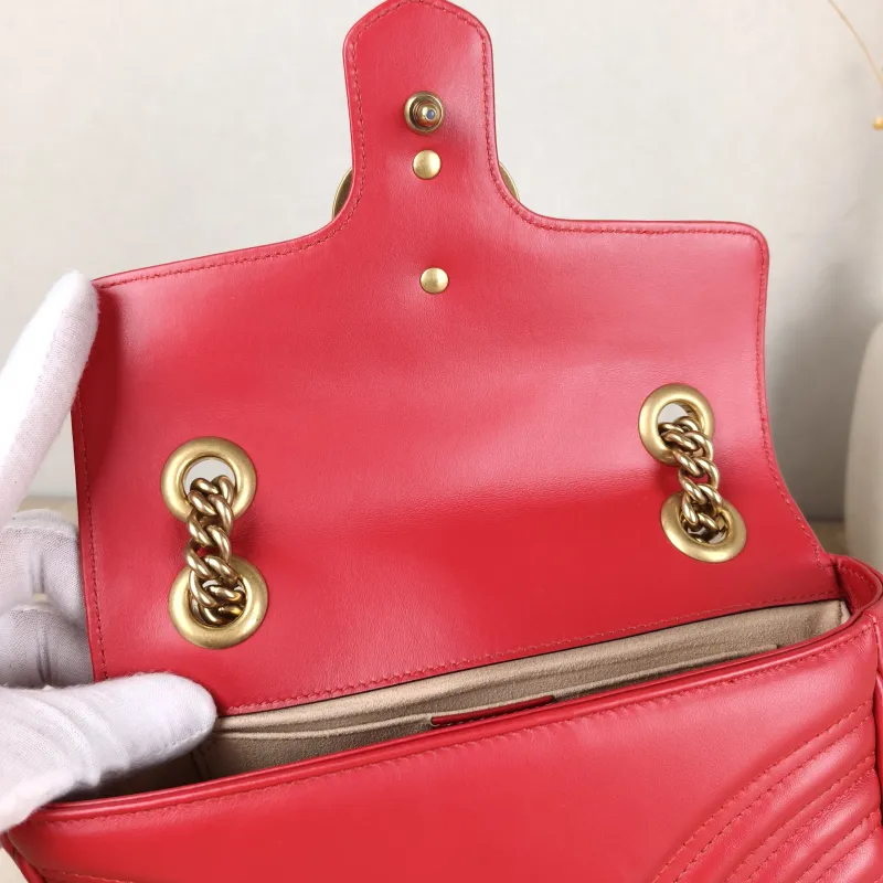 GUCCI Crossbody Bag GG Marmont Small Marmont 22Red Calfskin Small22 × 6 × 13 cm — detail view 3 of 13