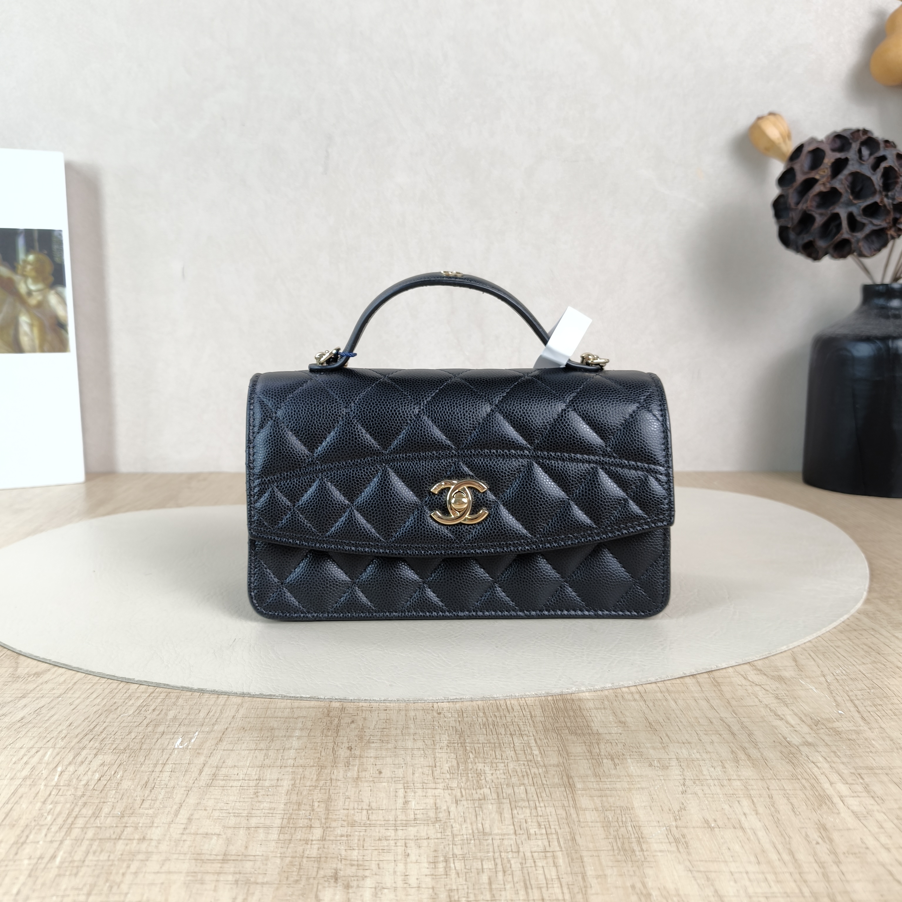 Chanel Crossbody Bag Black Grained Calfskin19 × 7 × 11.5 cm