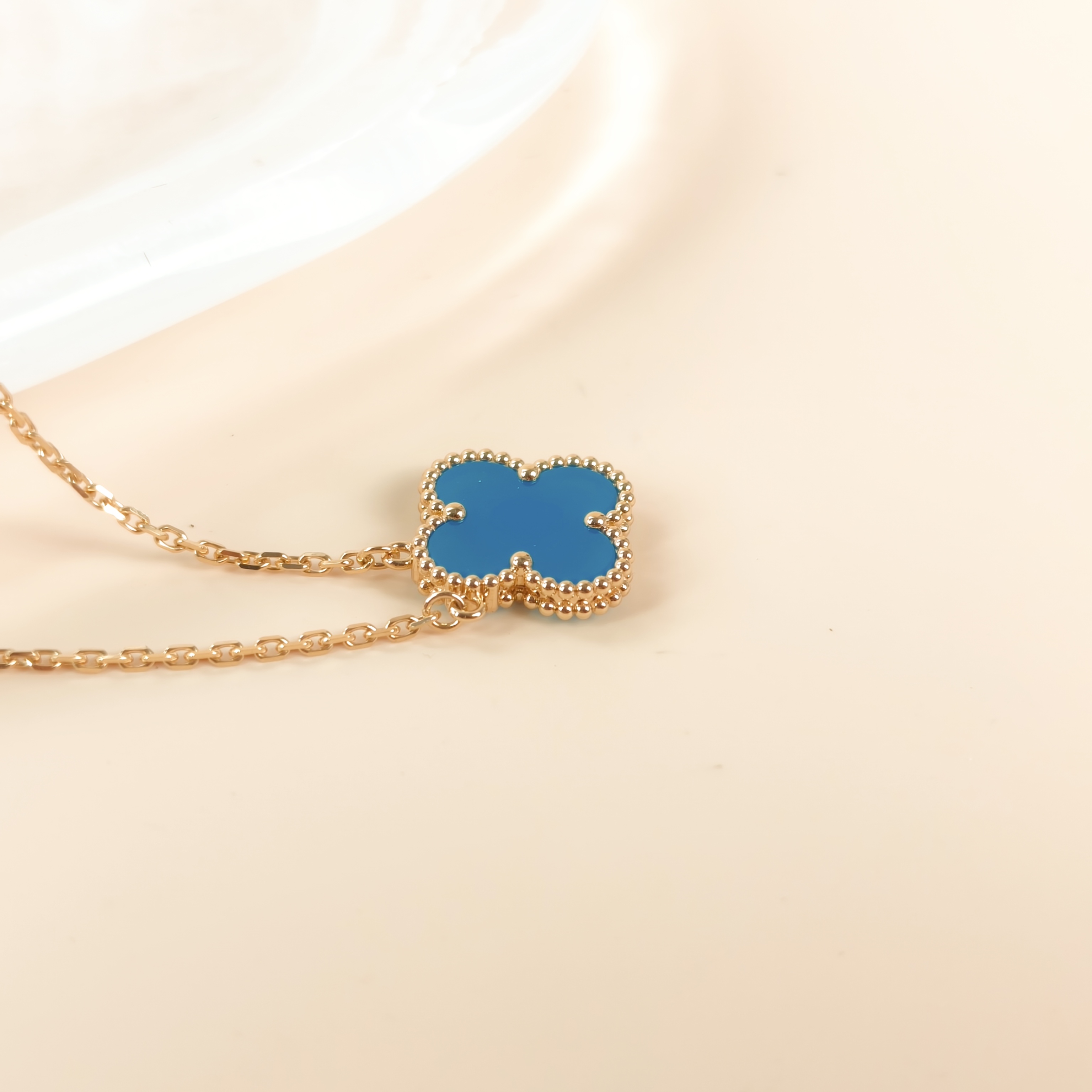 Van Cleef & Arpels Necklace Alhambra Alhambra Collection Necklace 18KY ellow Gold Vintage Small42cm โ cover view 3 of 10