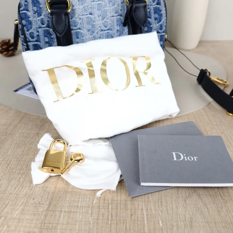 DIOR Crossbody Bag Groove 20 Top Handle Bag Blue Small 20.5 × 12 × 13.5 cm — detail view 9 of 12