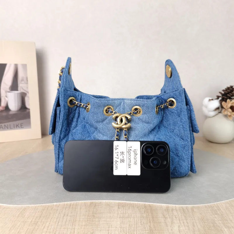 Chanel Crossbody Bag 25Bag Blue Mini 22 × 12.5 × 20 cm — cover view 5 of 5