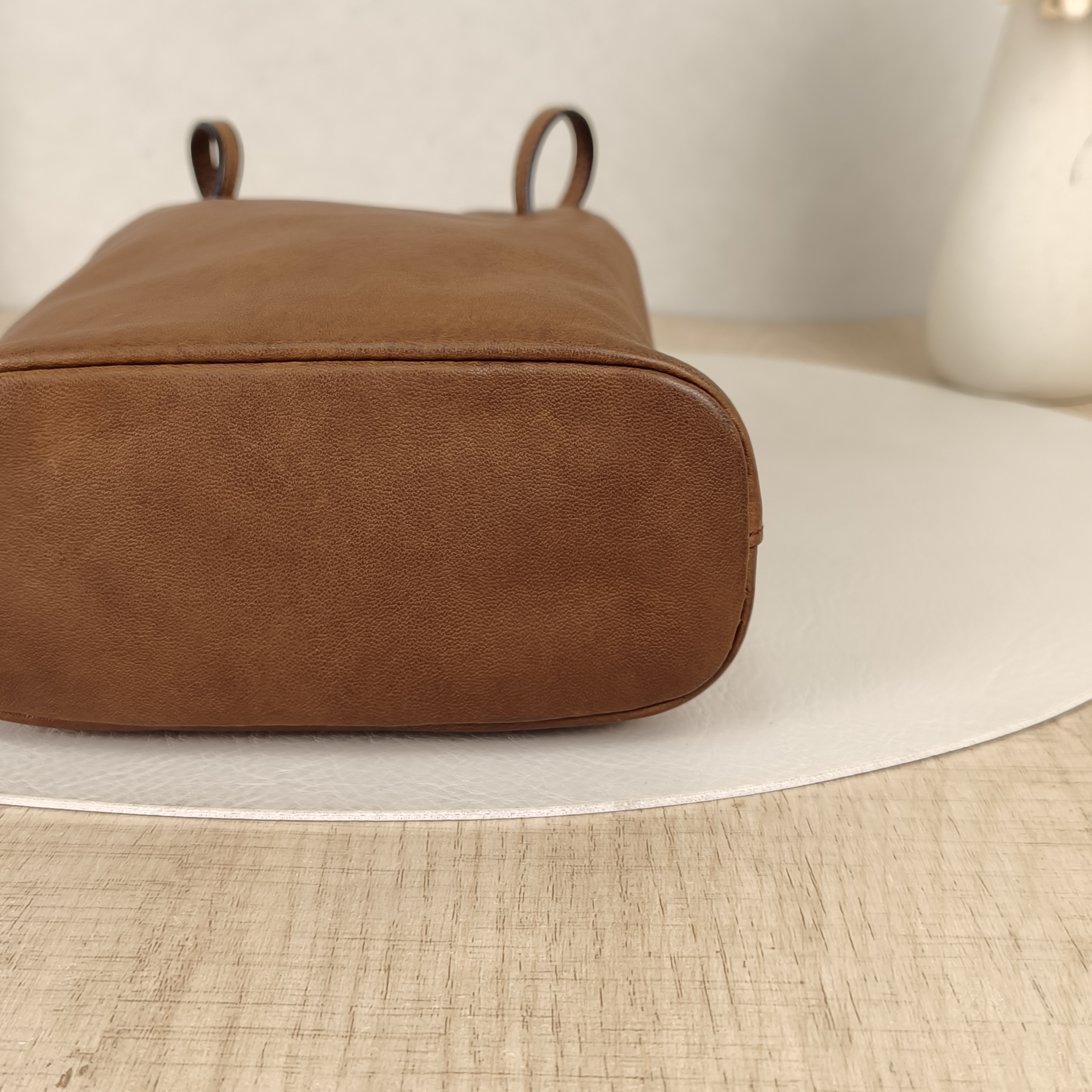 Miumiu Crossbody Baglogo Brown Lambskin 14.2 × 6.3 × 16.2 cm — cover view 3 of 8