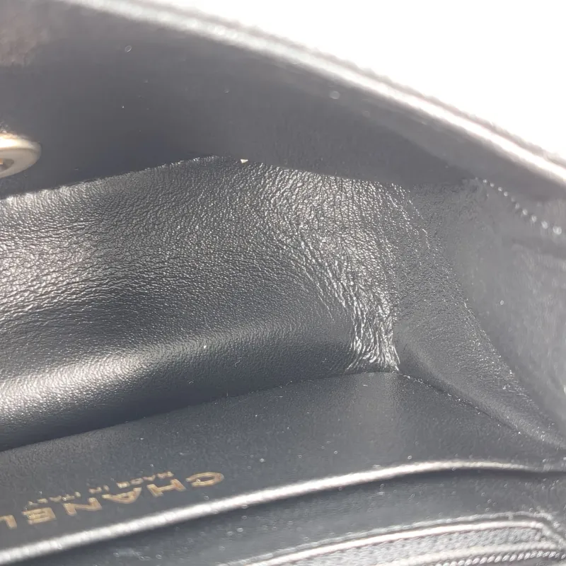 Chanel Crossbody Bag Classic Flap Mini CF Mini Black Grained Calfskin17 × 8 × 13.5 cm — detail view 2 of 14
